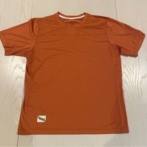 Tracksmith Twilight Tee Running Performance (Copper Orange Rust) - Large